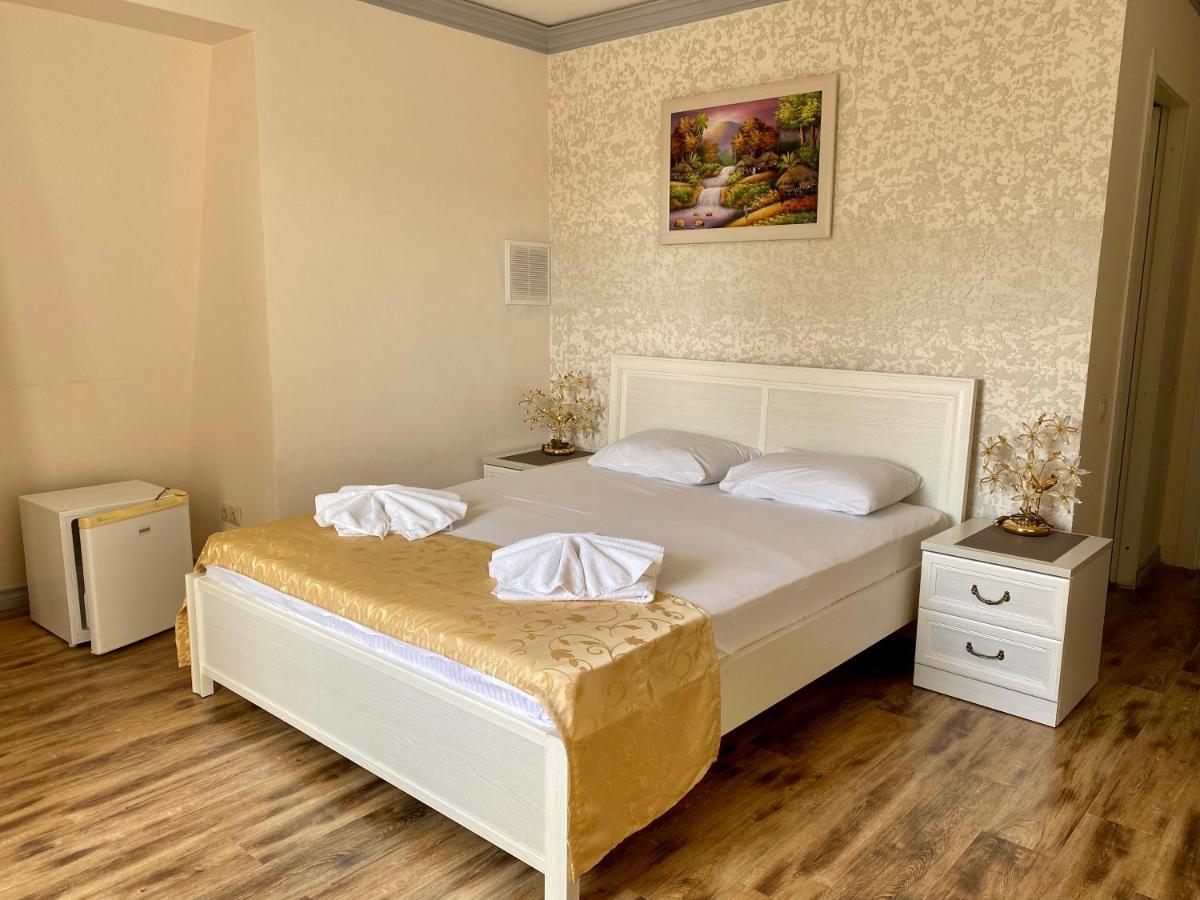 Spa Hotel Karakas Sukhumi Exterior photo